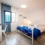 Mediteraneo Апартаменты *