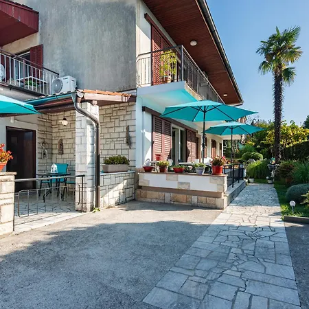 Mediteraneo Апартаменты