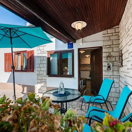 Mediteraneo Apartment *