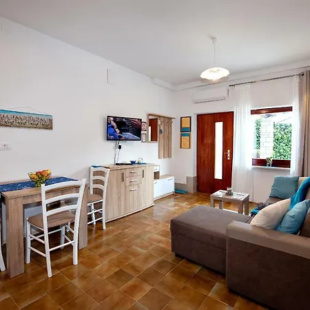 Mediteraneo Apartment