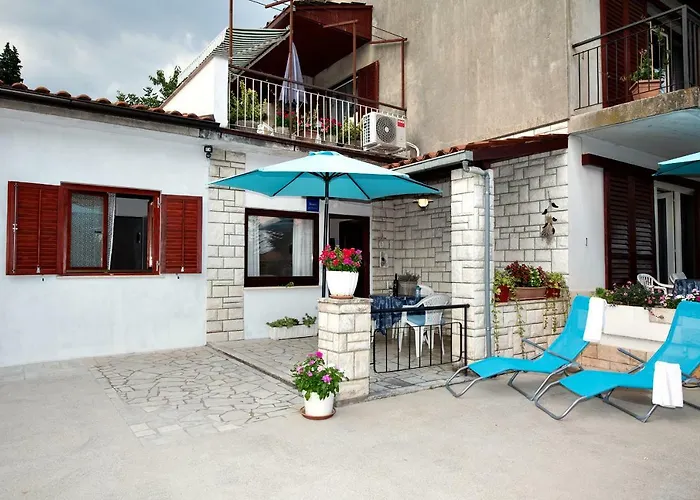 Mediteraneo Apartment *