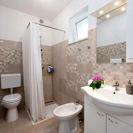 شقة Mediteraneo *